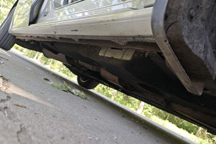 Used Buick GL8 2017 ES 28T Comfort Model China V Standard Right Side Sill