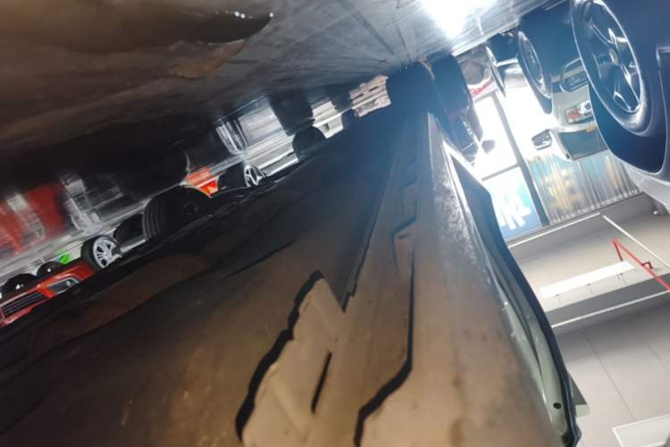Used Buick GL8 2017 ES 28T Premium Version China V Standard Right Side Sill