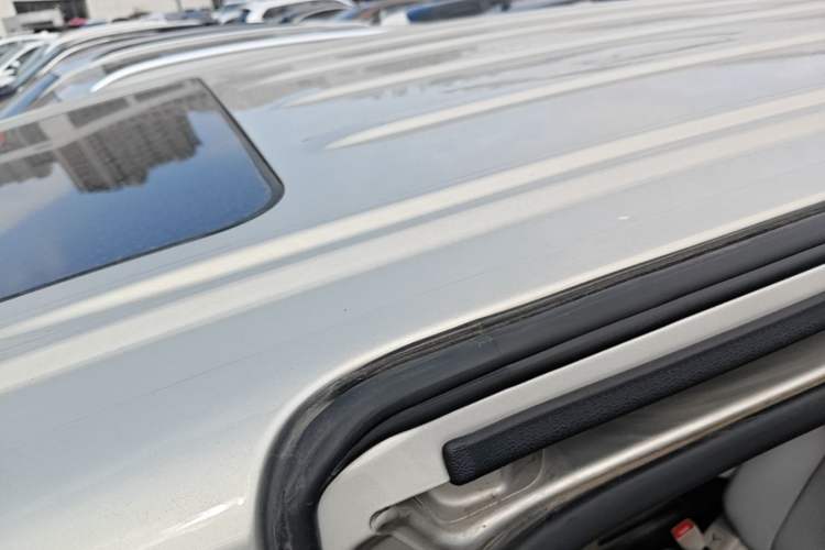 Used Buick GL8 2017 ES 28T Comfort Model China V Standard Roof