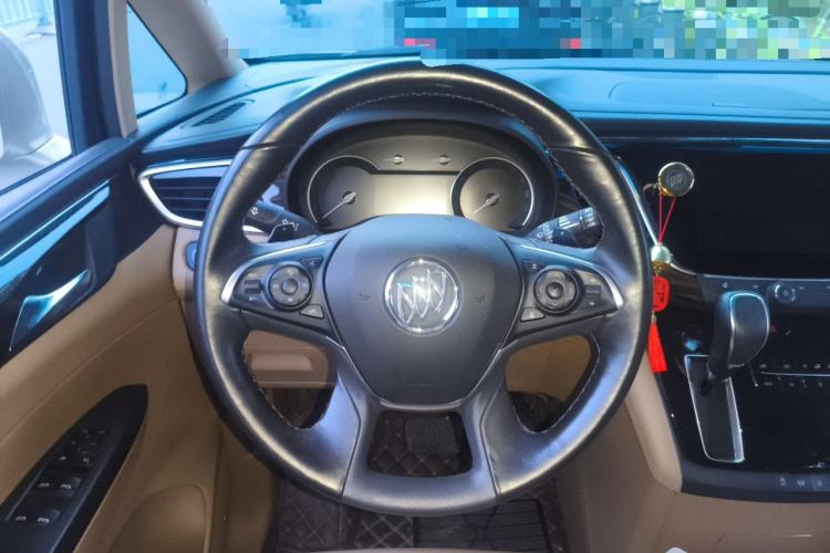 Used Buick GL8 2017 ES 28T Flagship Model China V Standard Steering Wheel