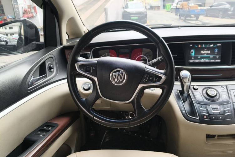 Used Buick GL8 2017 25S Luxury Version China V Standard Steering Wheel