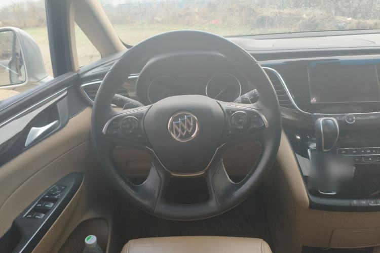 Used Buick GL8 2017 ES 28T Flagship Model China V Standard Steering Wheel