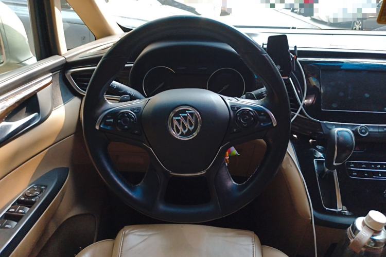 Used Buick GL8 2017 ES 28T Flagship Model China V Standard Steering Wheel