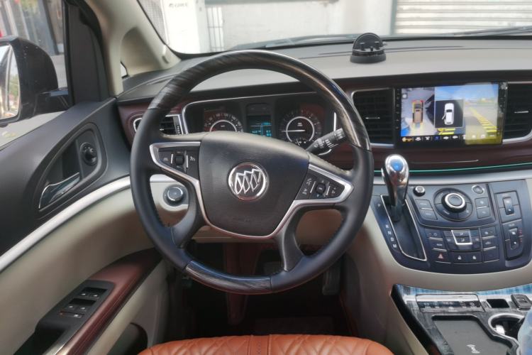 Used Buick GL8 2017 25S Luxury Version China V Standard Steering Wheel