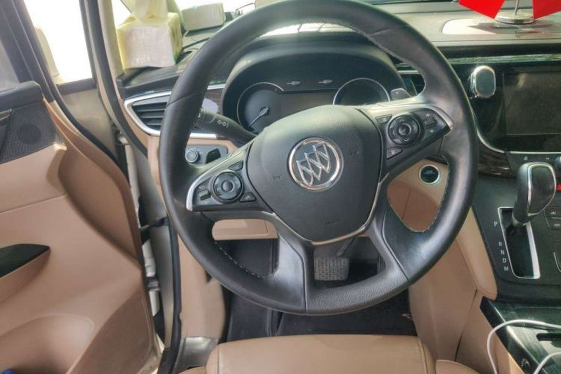 Used Buick GL8 2017 ES 28T Premium Version China V Standard Steering Wheel