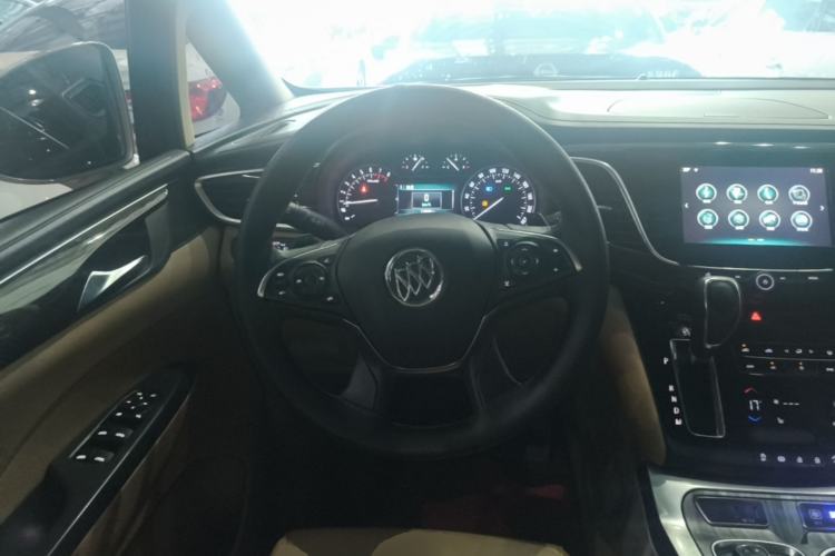 Used Buick GL8 2017 ES 28T Luxury Model China V Standard Steering Wheel