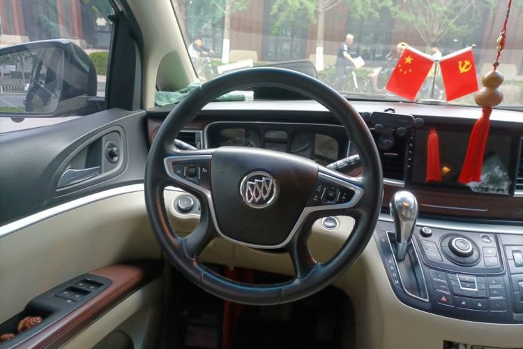 Used Buick GL8 2017 25S Luxury Version China V Standard Steering Wheel
