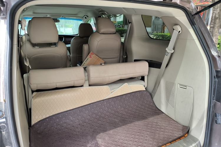 Used Buick GL8 2017 25S Comfort Version China V Standard Trunk