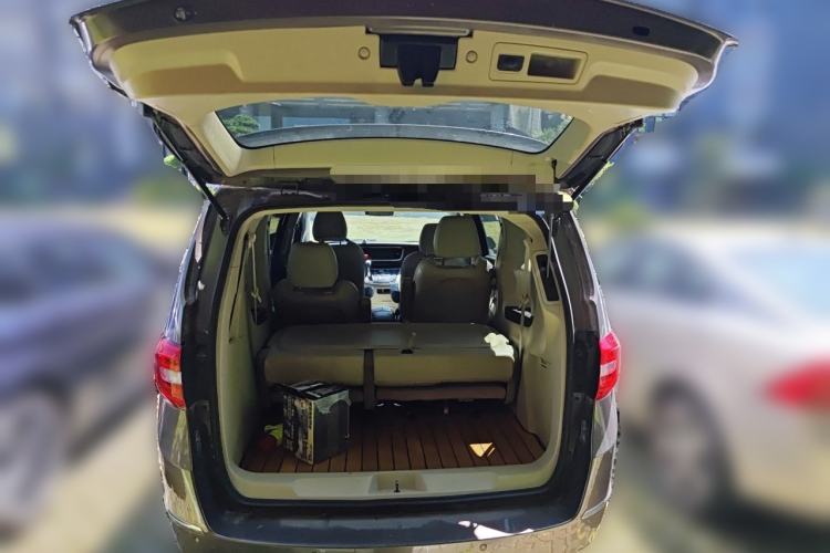 Used Buick GL8 2017 25S Prestige Version China V Standard Trunk