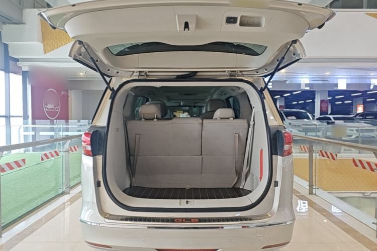 Used Buick GL8 2017 ES 28T Comfort Model China V Standard Trunk