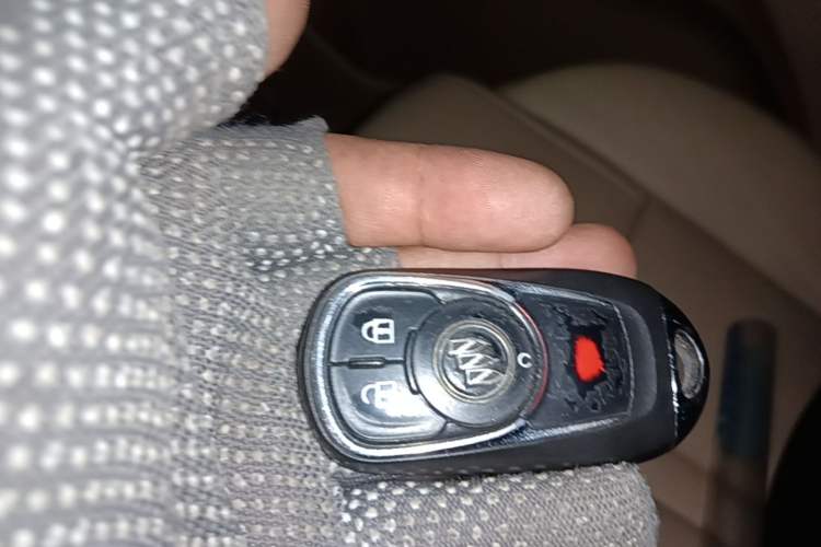 Used Buick GL8 2017 ES 28T Premium Version China V Standard Vehicle Key