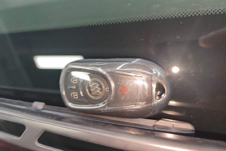 Used Buick GL8 2017 ES 28T Premium Version China V Standard Vehicle Key
