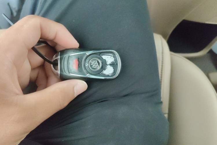 Used Buick GL8 2017 ES 28T Premium Version China V Standard Vehicle Key