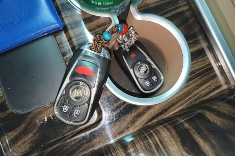 Used Buick GL8 2017 ES 28T Premium Version China V Standard Vehicle Key