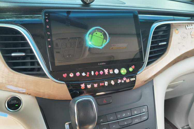 Used Buick GL8 2017 ES 28T Comfort Model China V Standard Audio And AC Panel