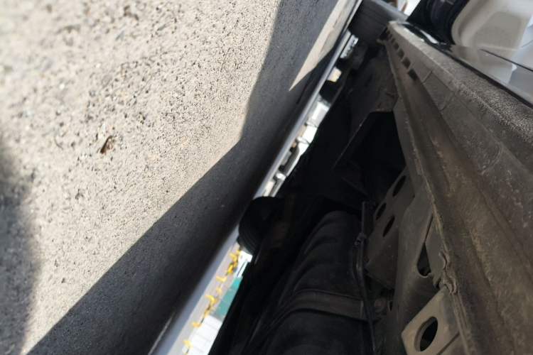 Used Buick GL8 2017 ES 28T Comfort Model China V Standard Chassis Rear Left