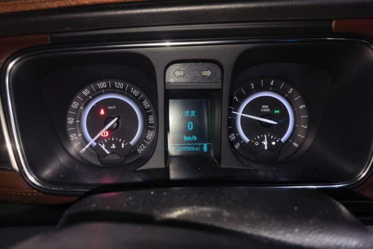 Used Buick GL8 2017 25S Comfort Version China V Standard Instrument Cluster