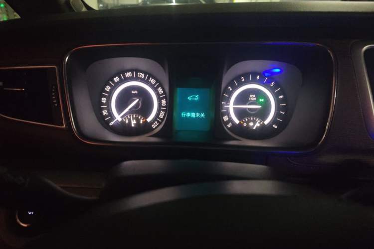 Used Buick GL8 2017 25S Comfort Version China V Standard Instrument Cluster