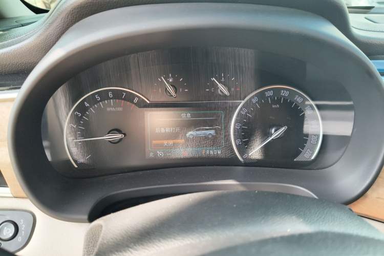 Used Buick GL8 2017 ES 28T Comfort Model China V Standard Instrument Cluster
