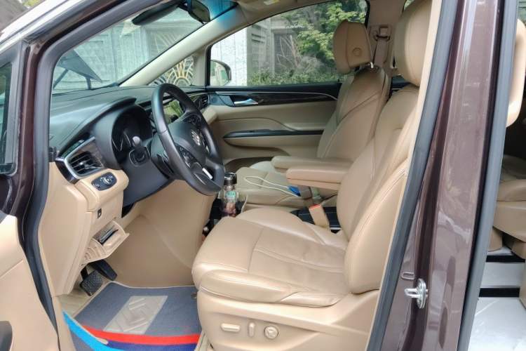 Used Buick GL8 2017 ES 28T Luxury Model China V Standard Left Front Seat