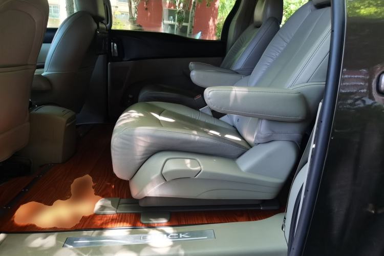 Used Buick GL8 2017 25S Prestige Version China V Standard Left Rear Seat