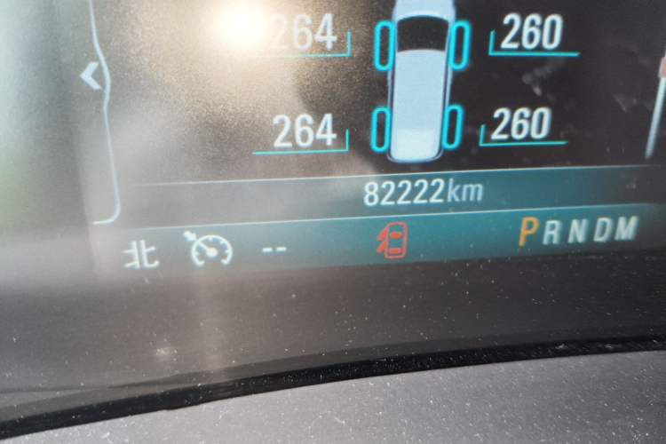 Used Buick GL8 2017 ES 28T Comfort Model China V Standard Odometer Close Up