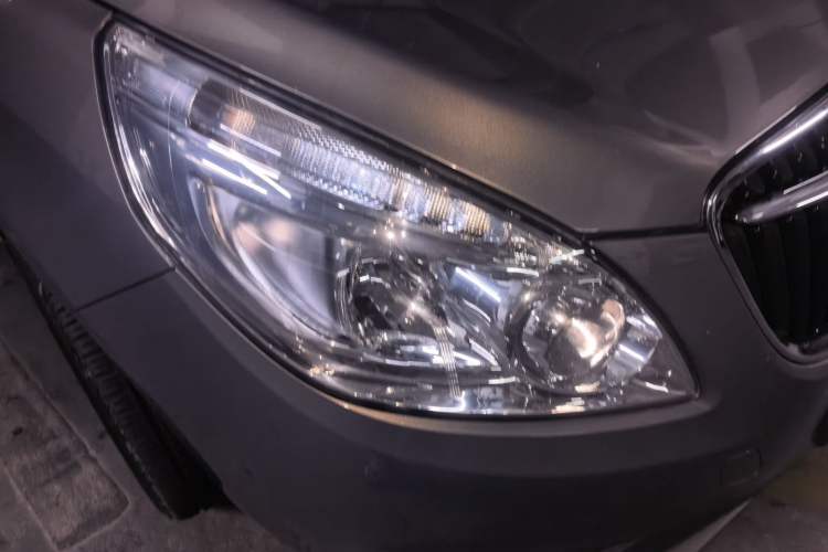 Used Buick GL8 2017 25S Comfort Version China V Standard Right Front Headlight