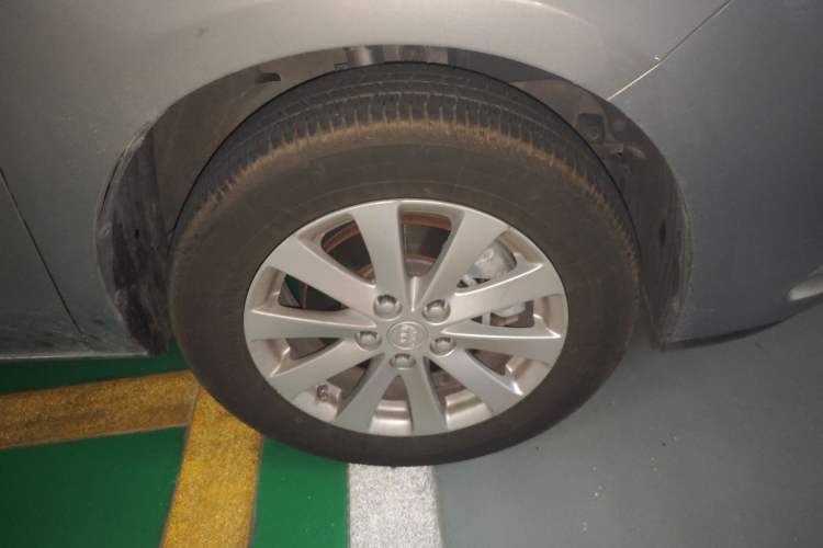 Used Buick GL8 2017 25S Comfort Version China V Standard Right Front Wheel Hub