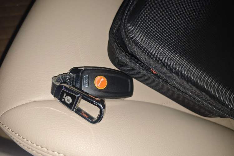 Used Buick GL8 2017 25S Comfort Version China V Standard Vehicle Key