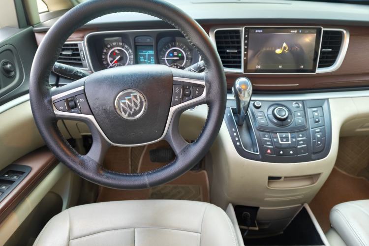 Used Buick GL8 2017 25S Comfort Version China V Standard Audio And AC Panel