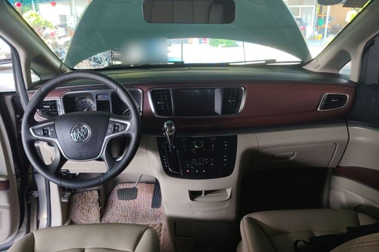Used Buick GL8 2017 25S Comfort Version China V Standard Center Console