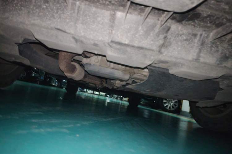 Used Buick GL8 2017 25S Comfort Version China V Standard Chassis Front