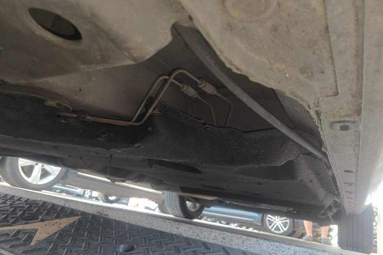 Used Buick GL8 2017 25S Luxury Version China V Standard Chassis Front Left