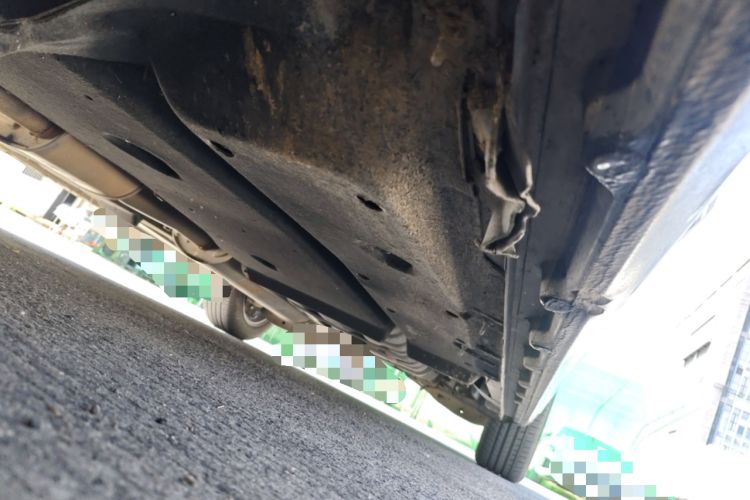 Used Buick GL8 2017 ES 28T Comfort Model China V Standard Chassis Front Left
