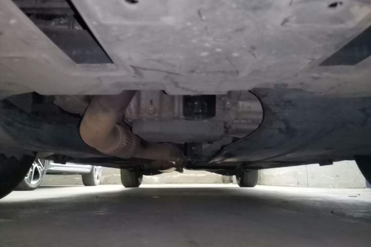 Used Buick GL8 2017 ES 28T Premium Version China V Standard Chassis Front