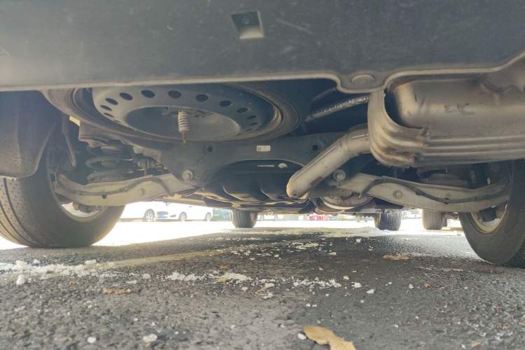 Used Buick GL8 2017 ES 28T Comfort Model China V Standard Chassis Rear