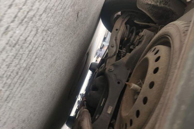 Used Buick GL8 2017 ES 28T Comfort Model China V Standard Chassis Rear