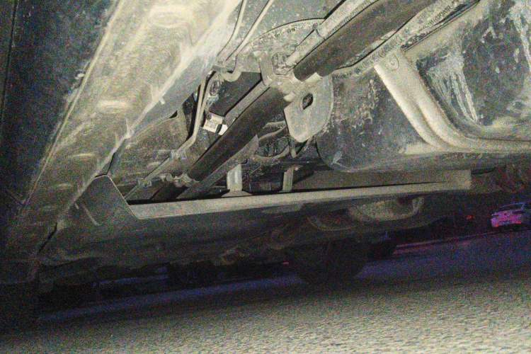 Used Buick GL8 2017 25S Luxury Version China V Standard Chassis Rear Left