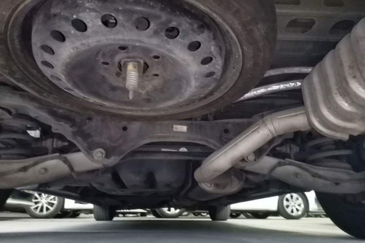 Used Buick GL8 2017 ES 28T Premium Version China V Standard Chassis Rear