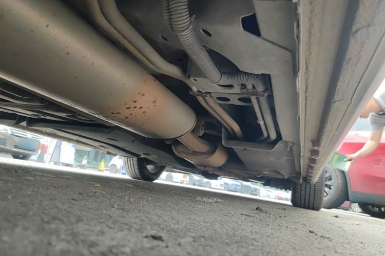 Used Buick GL8 2017 ES 28T Flagship Model China V Standard Chassis Rear Right