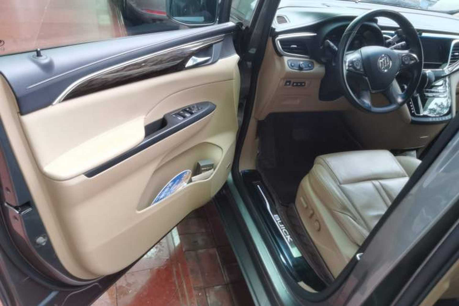 Used Buick GL8 2017 ES 28T Flagship Model China V Standard Driver Seat