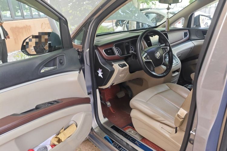 Used Buick GL8 2017 25S Comfort Version China V Standard Driver Seat