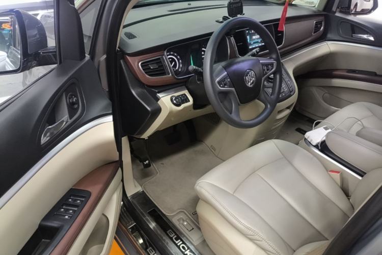 Used Buick GL8 2017 25S Comfort Version China V Standard Driver Seat