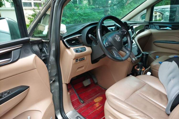 Used Buick GL8 2017 ES 28T Flagship Model China V Standard Driver Seat