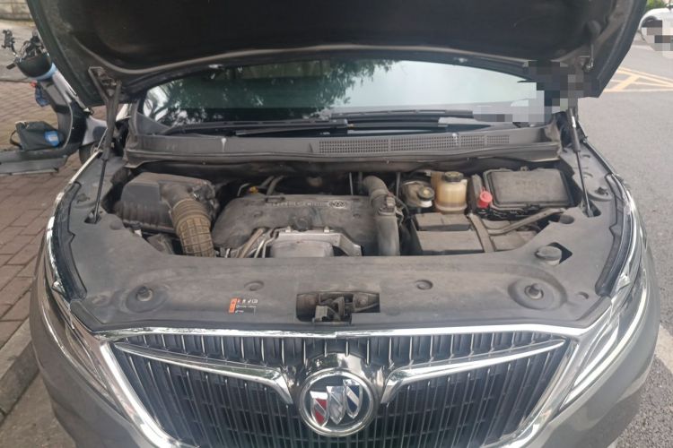 Used Buick GL8 2017 ES 28T Luxury Model China V Standard Engine Bay