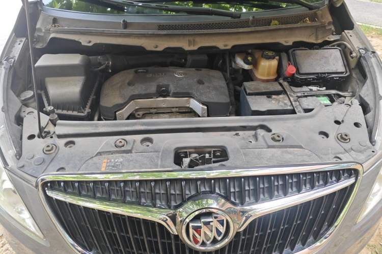 Used Buick GL8 2017 25S Comfort Version China V Standard Engine Bay