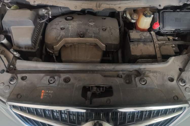 Used Buick GL8 2017 25S Comfort Version China V Standard Engine Bay