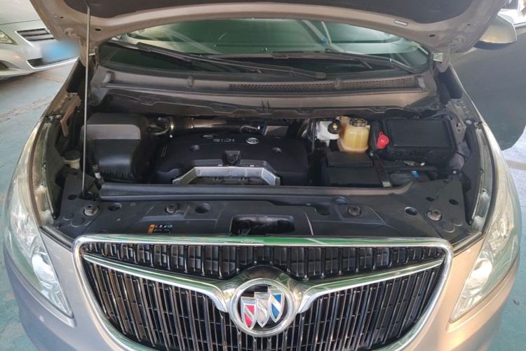 Used Buick GL8 2017 25S Comfort Version China V Standard Engine Bay
