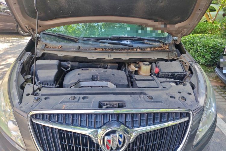 Used Buick GL8 2017 25S Prestige Version China V Standard Engine Bay