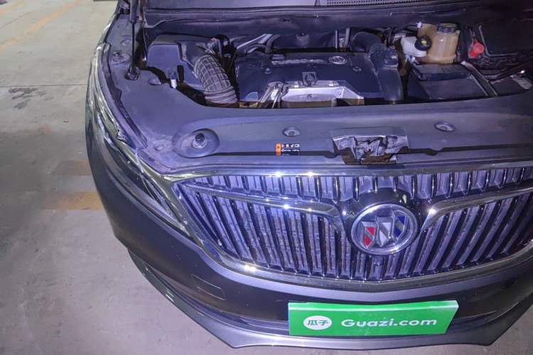 Used Buick GL8 2017 ES 28T Comfort Model China V Standard Engine Bay Right